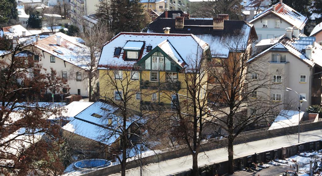 Riedz Apartments Innsbruck- Zentrales Apartmenthaus Mit Gruner Oase Exterior photo